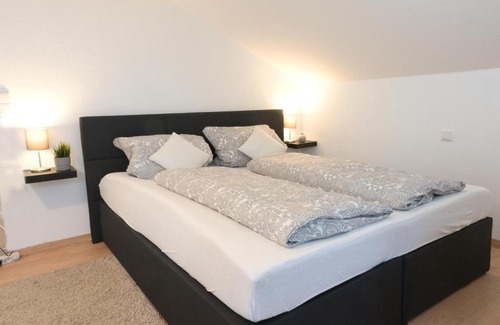 Obertshausen Apartment | - NEU - LUXUS Frankfurt Flat