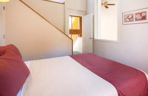 New Bern Apartment | Neuse River Condo with Marina View in New Bern - Two Bedroom Condo#1