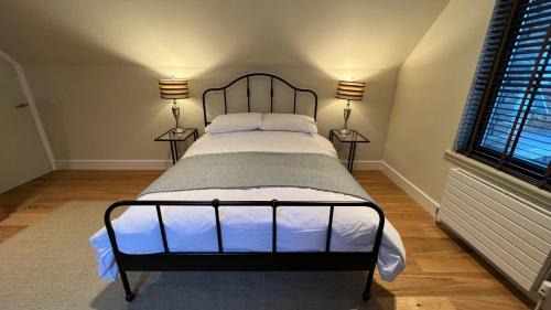 Dunblane House | NEW 1BD Contemporary Flat Upper Dunblane
