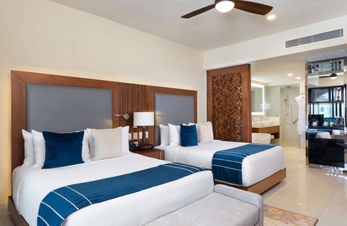 Santa Rosa Resort | New! 2BD Villa Valencia! On the Beach! Other size suites and locations available