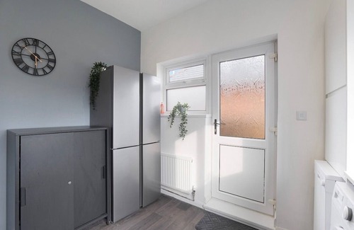 Durham House | New! 2BR in The Crescent