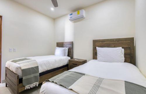 Libertad Apartment | New 3 BD Condo with Pool and Gym