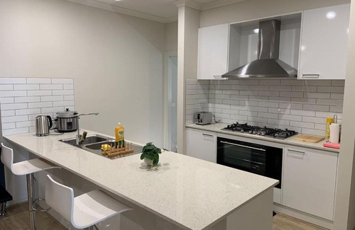 Clyde House | New 4.5 BR Modern Home in Clyde, Victoria