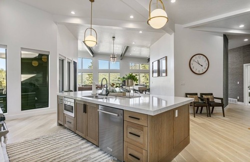 Salt Lake Mountain Resorts House | NEW! 9005A - Luxury Four Bedroom