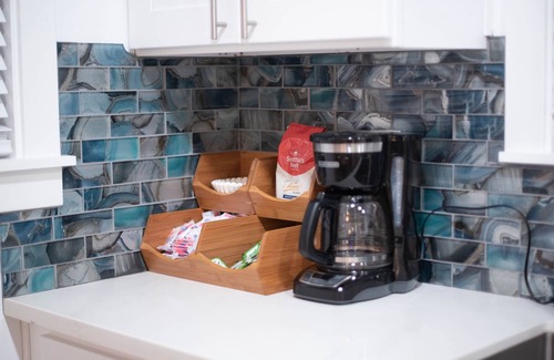 Hillcrest House | *NEW AMAZING URBAN OASIS! SPA-FIRE-DECK-GR8 DEAL!