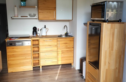 Bad Neustadt an der Saale Apartment | New apartment 54 cm, lots of nature, close to the city center, bike/hiking trails, train station and much more.