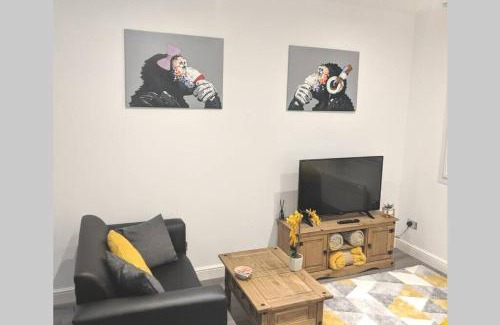 Bradford Apartment | NEW APARTMENT - Offline Bookings on 079-504-13594