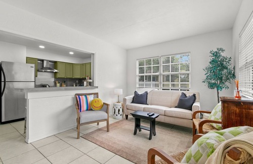 Palma Ceia House | NEW! Bayside Breeze - Charming Apt Near Bayshore