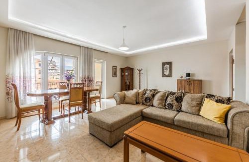 Tirana Apartment | New Bazaar Panorama