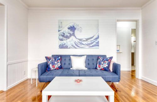 Belmont Shore Apartment | New Beach Jewel Bungalow