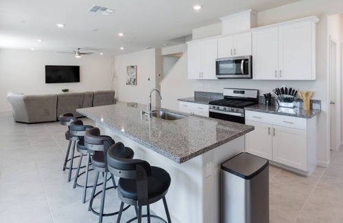 Pleasant Grove House | New Build Amazing 5 bedroom house