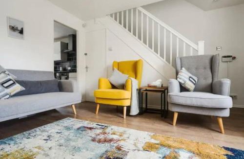 Eccles House | New build house near Trafford Centre with drive
