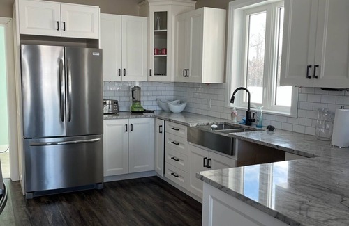 Dunchurch Cottage | New build luxury Lakehouse on stunning Whitestone Lake