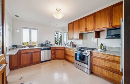 Shepherd Canyon House | NEW! Charming 1933 Ridge-Top Home with Stunning Views