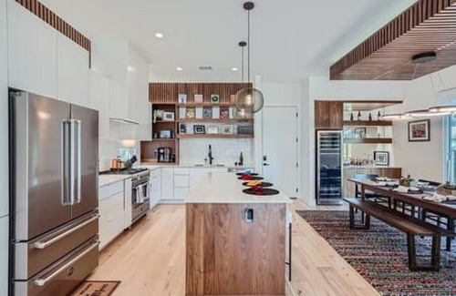 Chestnut House | New Construction 4 BDRM w/POOL Mins To DT & SXSW Spots!