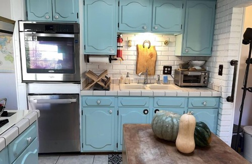 Point Loma House | New Cozy Studio 2 Queen Beds, Kitchen Walk to Water