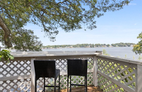Monticello Apartment | NEW! Dave's Last Resort Lakeside-Cozy Cabin 6