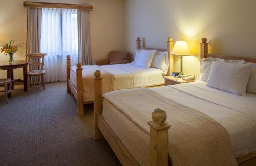 New Harmony Hotel | New Harmony Inn Resort and Conference Center