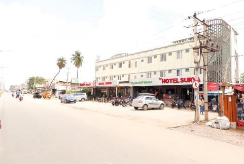 Hiriyur Hotel | NEW HOTEL SURYA LODGE