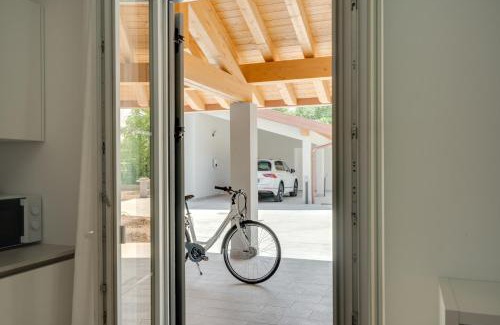 Gorizia Apartment | NEW! La Rosa di Greta - 2 E-Bikes, Private Parking e 2 colonnine elettriche di ricarica