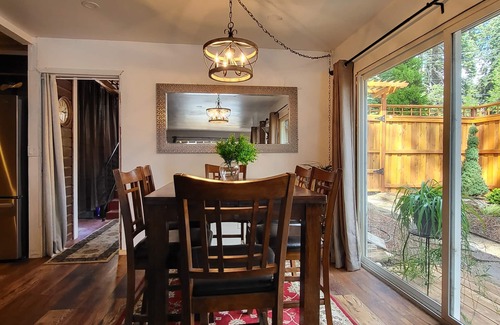 Westwood House | New Listing - Cozy Lakefront Retreat - 3 bed, 1 bath, bonus room with queen bed