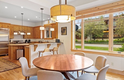 Big Sky Condo | New Listing! Townhouse in the Town Center with Private Hot Tub! 5 Minutes to the Skyline Bus Stop!