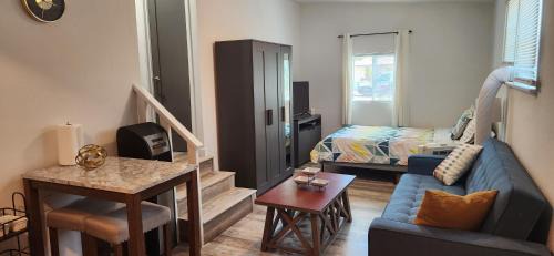 Central Escondido Apartment | New ! Lovely Studio w/patio, Parking on premises