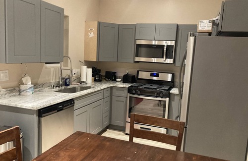 Truth or Consequences House | New Luxury home in the heart of the Hot Springs district.