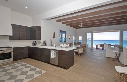 Farmer's Hill House | New Luxury Beachfront Home. nYour Private Paradise Awaits!
