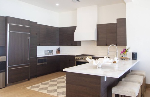 Farmer's Hill House | New Luxury Beachfront Home. nYour Private Paradise Awaits!