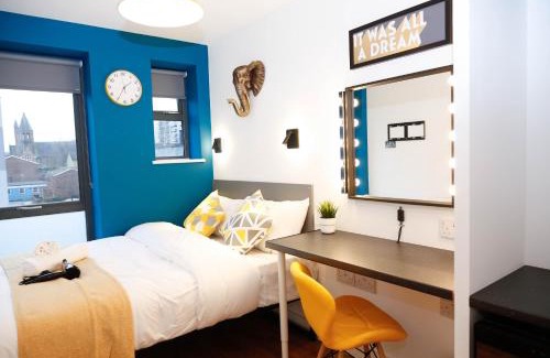 Dalston House | New Luxury Rooms in the Heart of London Next to Shops, Cafes, Bars & Metro with Shared Bathrooms