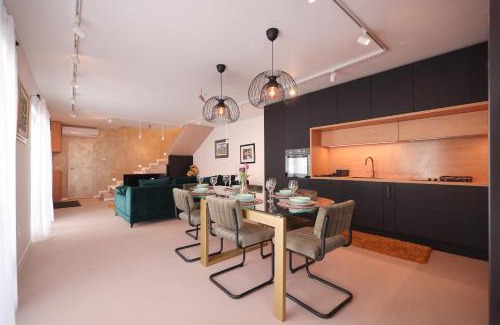 Sveti Filip i Jakov Villa | NEW! Luxury Stone Villa Sokol with large pool in Gornje Raštane