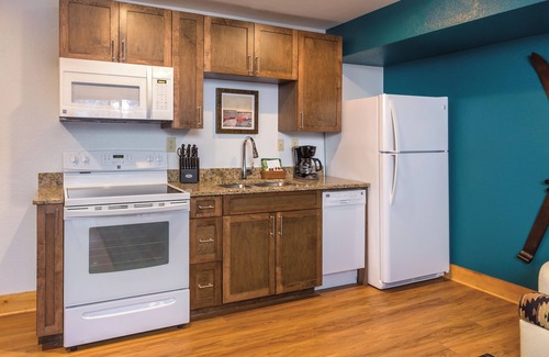 Red River Resort | New Mexico, NM: 2 BR w/Fireplace & WiFi, Ski-In/Ski-Out Resort, Near Red River