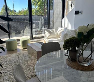 Reid Apartment | New & Modern Loft 1bd w/Pool&Gym