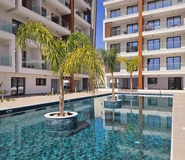 Universal Apartment | New, Modern Studio, Universal Residences