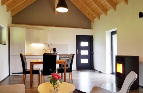 Lautzenbrucken House | NEW! Modern vacation home Hohensayn