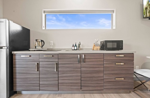 West Sedona Apartment | NEW Moondance Private Studio Cathedral Rock Hiking