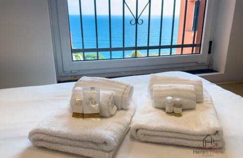 Varazze Apartment | New Open Space - WiFi - Smart TV - Sea at 2 minutes