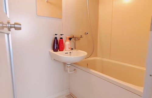 Tokushima Apartment | "New Opun DiDi Guest House 450m from Tokushima Station, 1 minute walk from the Central Park! Max. 3 guests