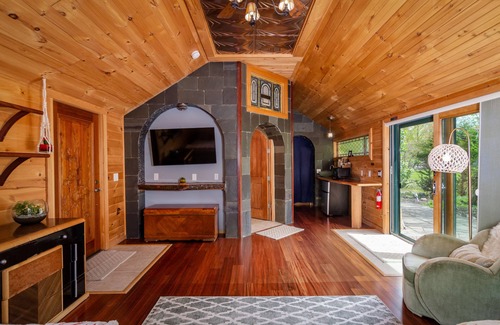 Ithaca Hotel | New Park Event Venue & Suites