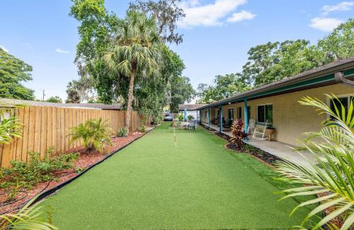 New Port Richey House | New Port Richey Downtown Delight!