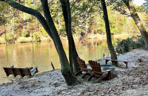 West Jefferson House | New River Haven - West Jefferson, NC