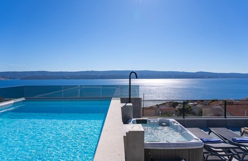 Stanici Villa | NEW Seaview Villa Gabriel with private heated pool and a Hot-tub
