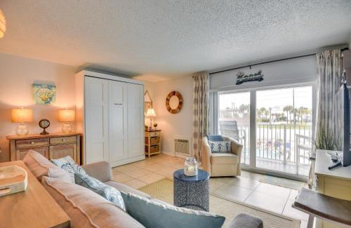 New Smyrna Beach Apartment | New Smyrna Beach Condo with Pool and Beach Access!