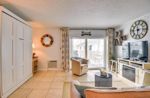 New Smyrna Beach Apartment | New Smyrna Beach Condo with Pool and Beach Access!