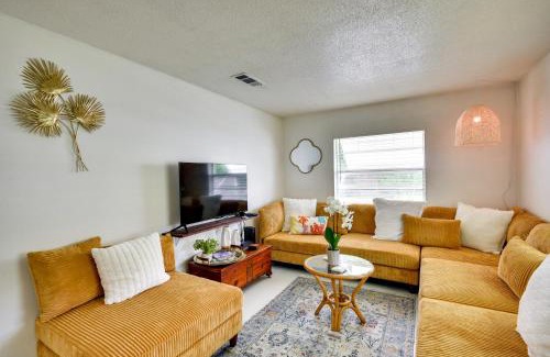 New Smyrna Beach House | New Smyrna Beach Vacation Rental with Patio and Grill!