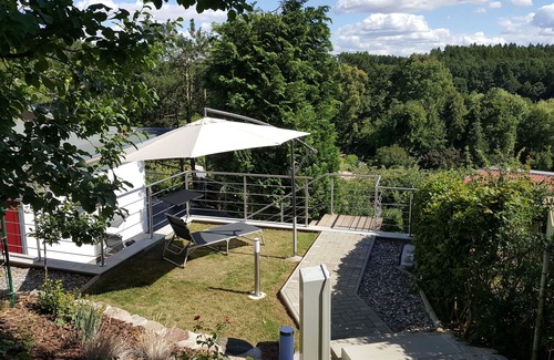 Klein Nemerow House | New spacious holiday home on Lake Tollensesee, free of charge. Wireless Internet access