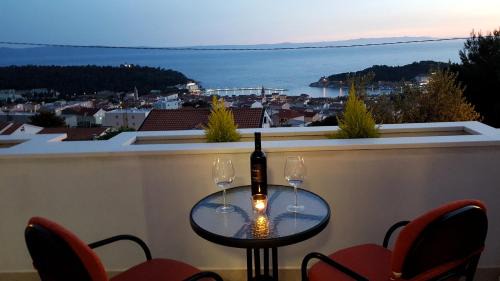 Moca Apartment | New studio apartment with sea view