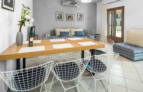 Kalpaki Villa | New Stylish Villa in a Quiet Location - Extensive Gardens, Private Pool and close to Sandy Beaches!