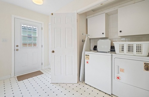 Old Town Historic District Cottage | NEW! The Cedar House - Steps from Queen Street